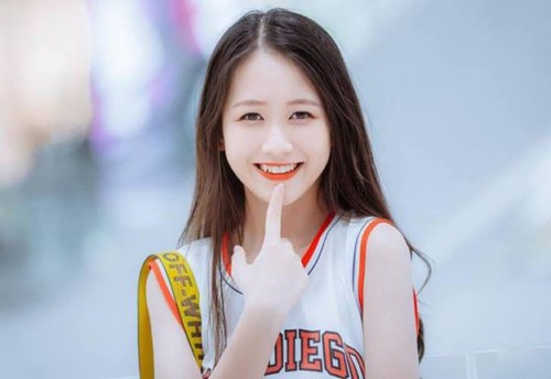 trồng răng khểnh giá bao nhiêu