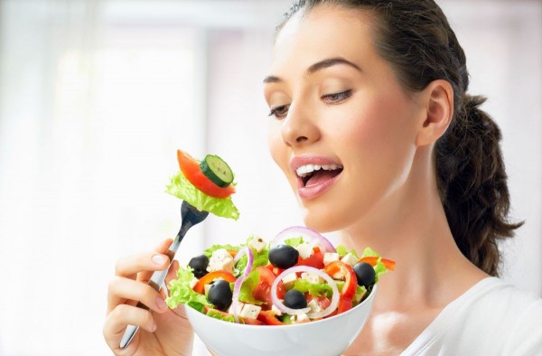 trồng răng khểnh hết bao nhiêu tiền