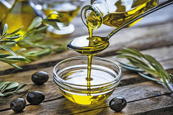 Cách làm trắng răng bằng dầu oliu Cách làm trắng răng bằng dầu oliu