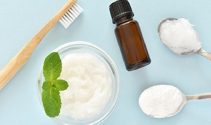 tẩy trắng răng bằng bột baking soda tẩy trắng răng bằng bột baking soda